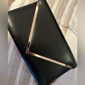 Aldo black clutch w chain